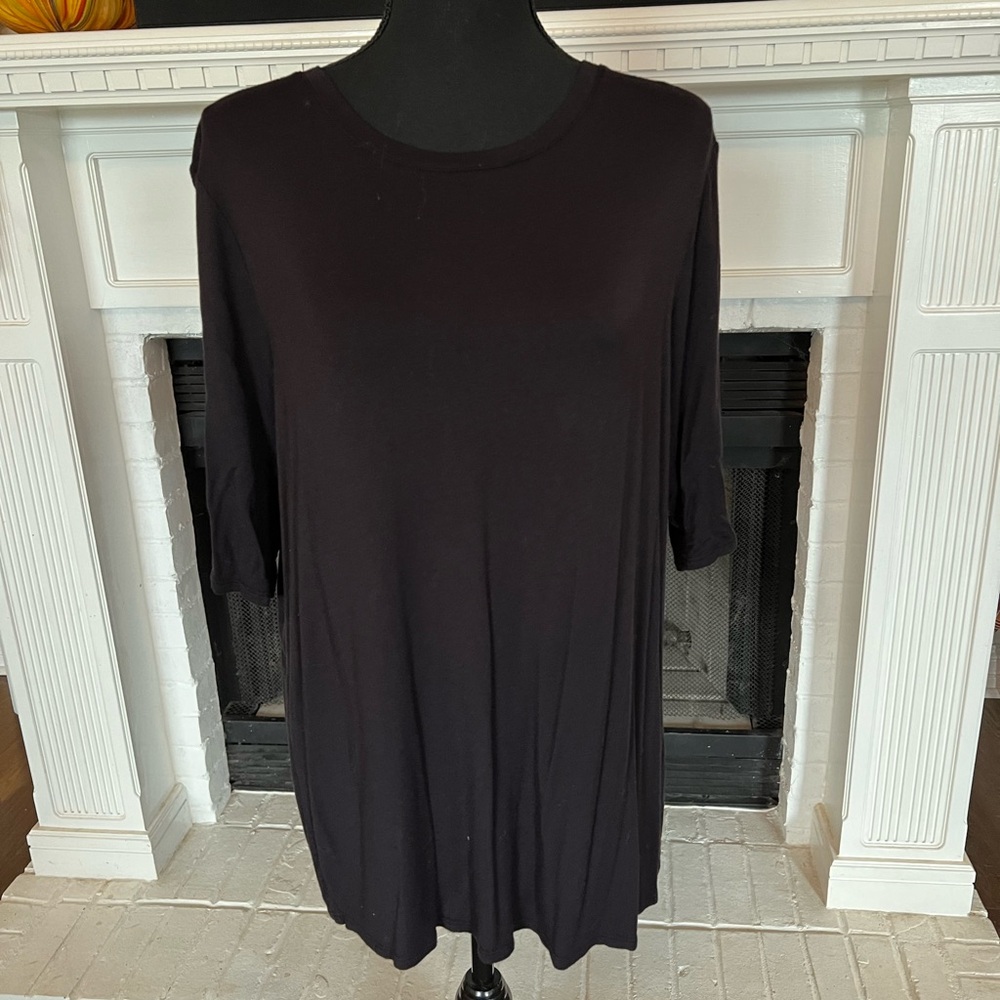 Super soft ladies black top